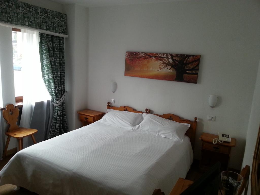 Garni Valdan Hotel Falcade Room photo