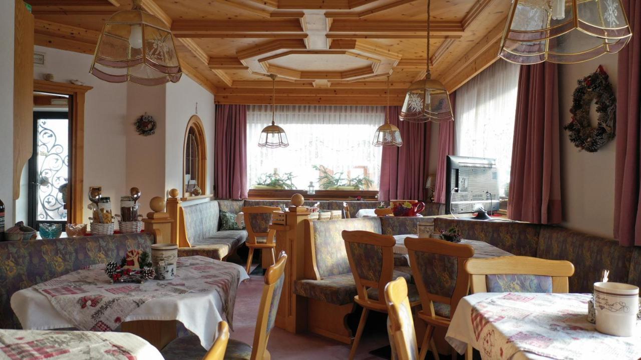 Garni Valdan Hotel Falcade Exterior photo